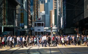 Frankly admitting the difficulty of understanding objective reality is the starting point and basis for actively facing and trying to solve relevant problems. (Shutterstock)