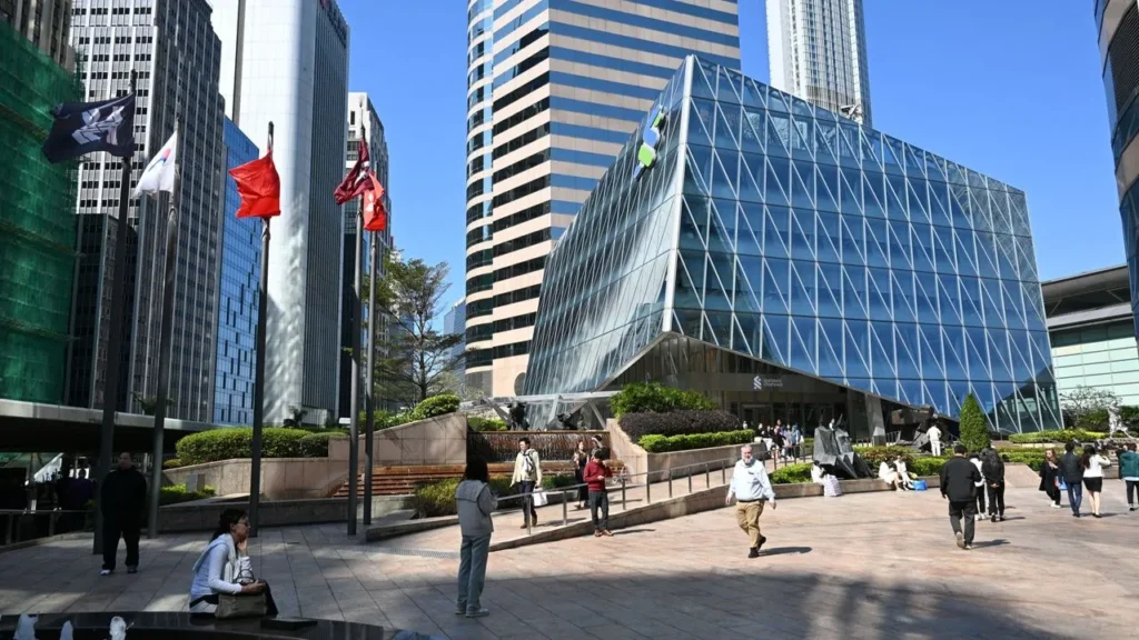 香港的股票市場要突圍而出，需要一個國際級投資故事和主題來支持。（灼見名家圖片）